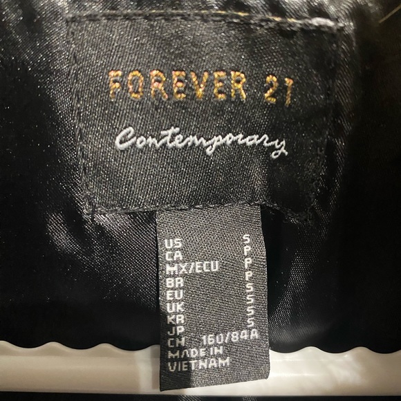 Forever 21 Cape Jacket with faux fur collar, size S - Picture 4 of 4